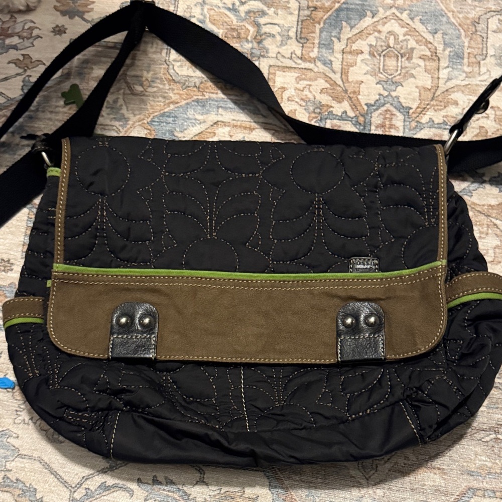 Fossil key quilted laptop bag